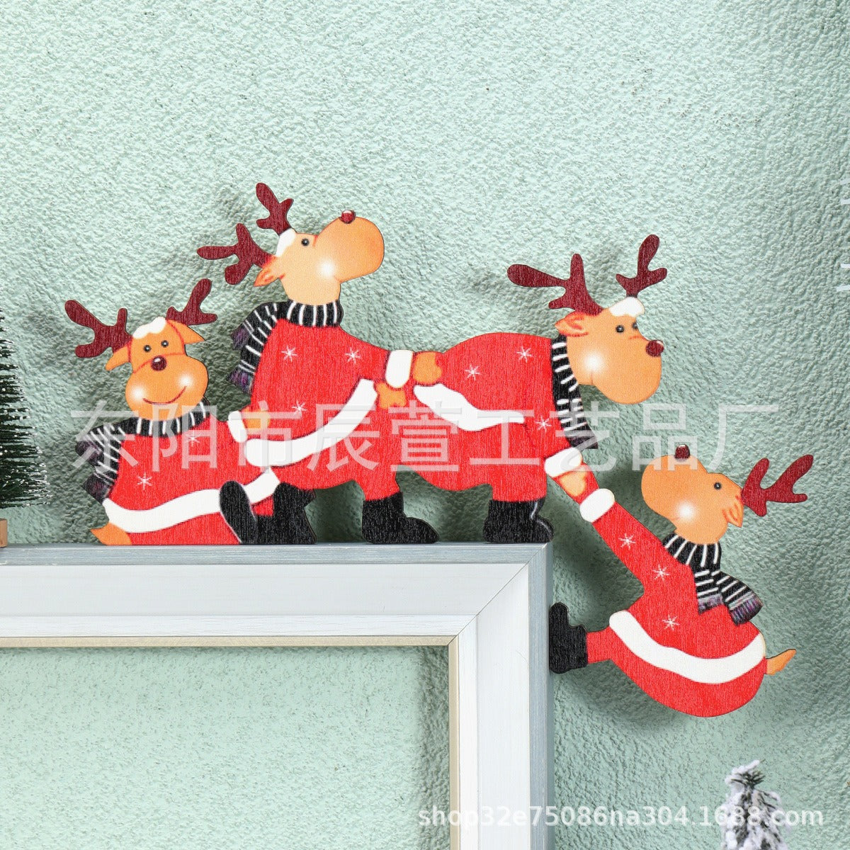Wooden Christmas Door Frame Corner Decoration