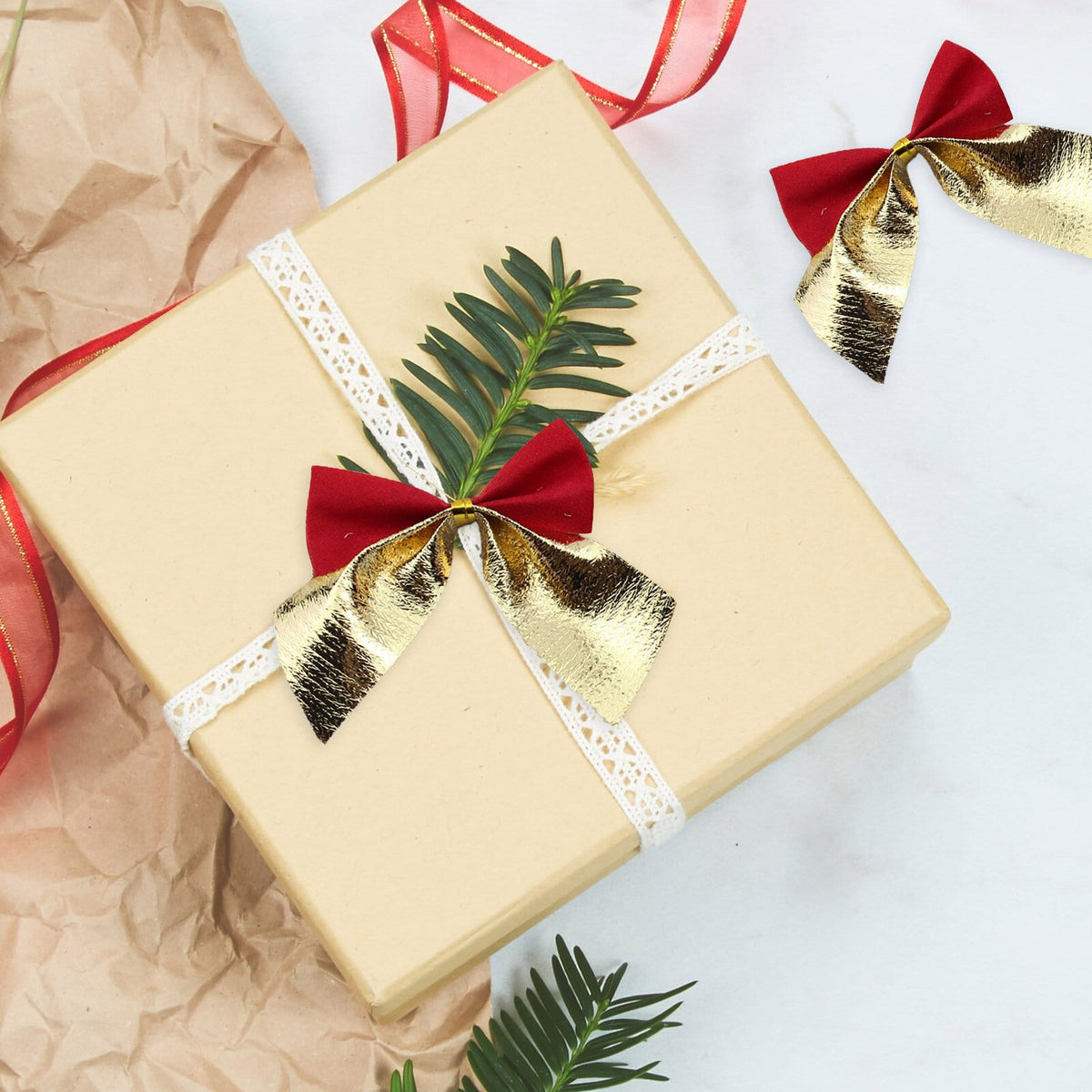 100-Piece Christmas Tree Ribbon Bows