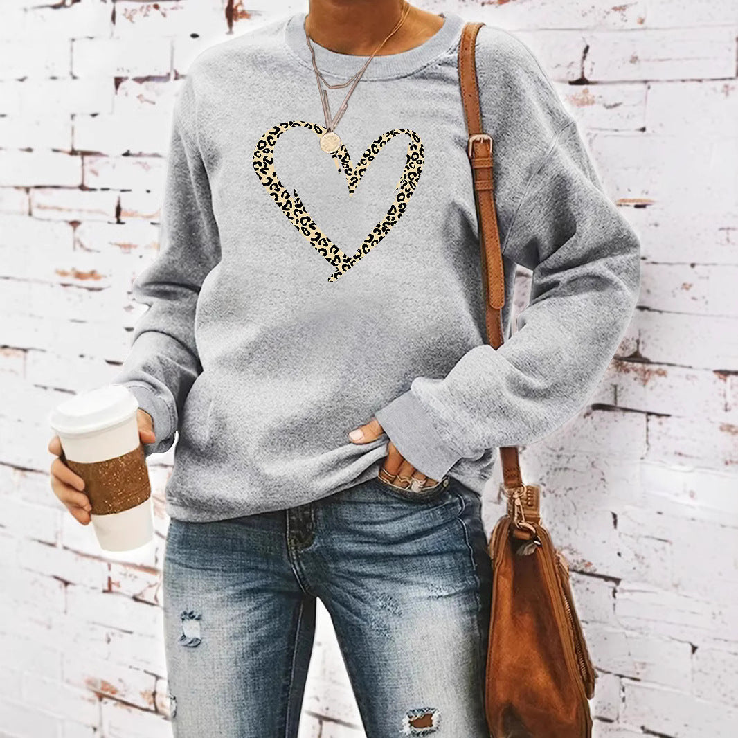 Women’s Leopard Heart Print Sweatshirt – Casual Long Sleeve Crew Neck Pullover