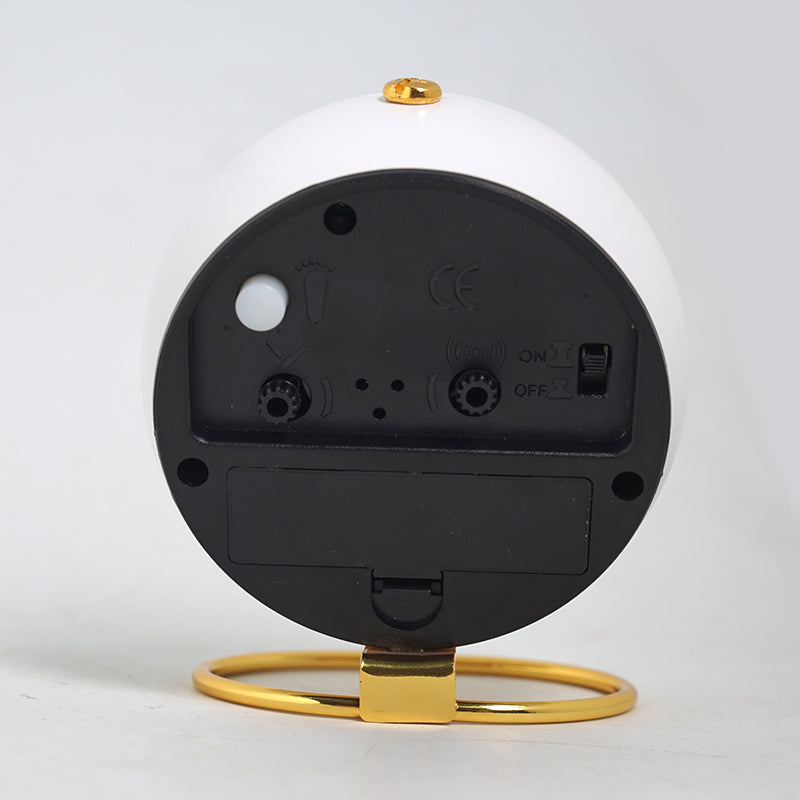 Silent Sweep Metal Alarm Clock – Minimalist Desk Decor