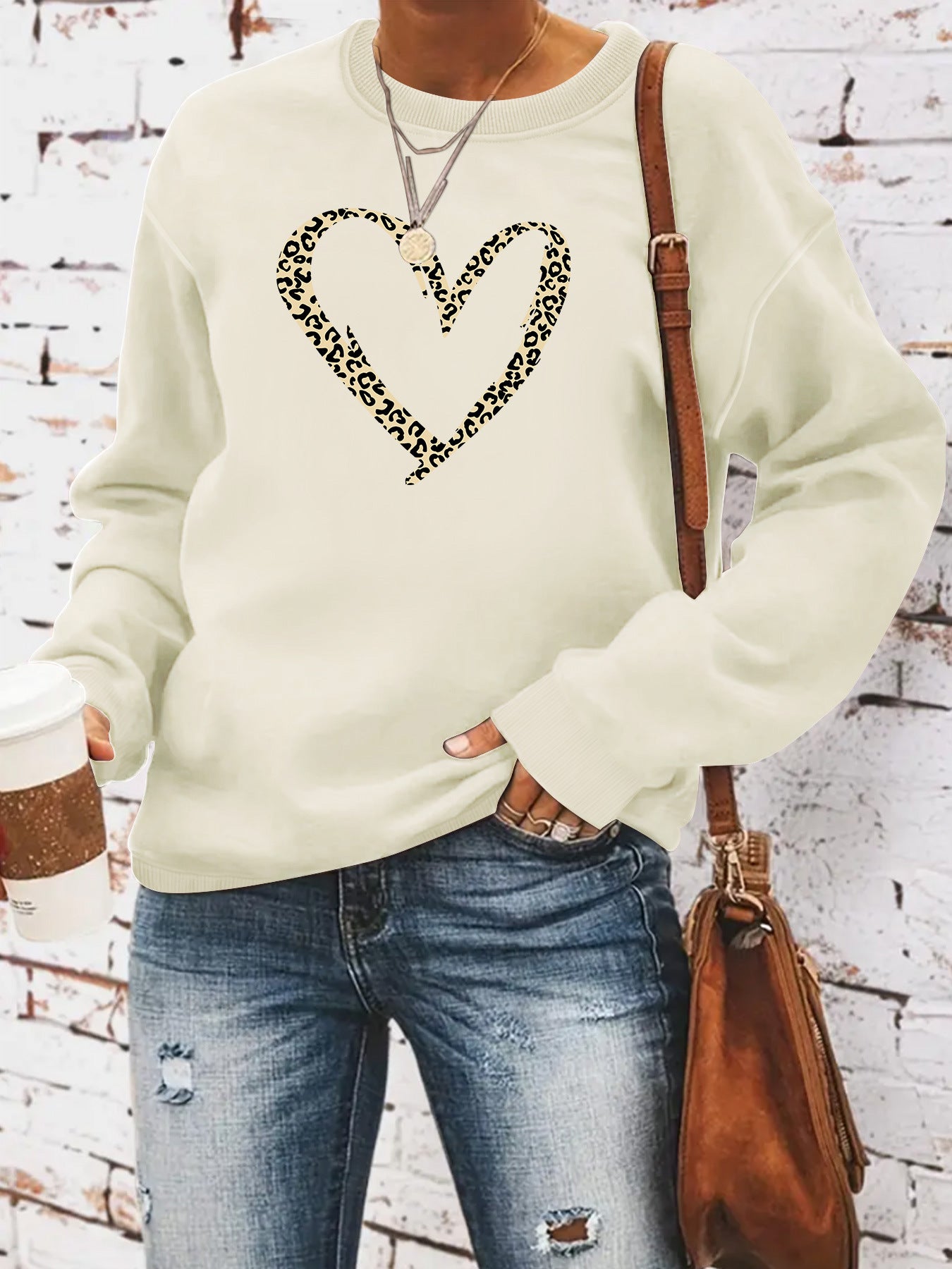 Women’s Leopard Heart Print Sweatshirt – Casual Long Sleeve Crew Neck Pullover