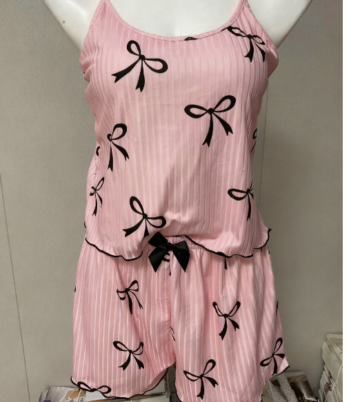 Women’s Two-Piece Love Heart Print Pajamas – Sleeveless Crop Top and Ruffle Shorts Set